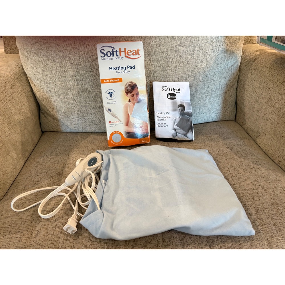 SoftHeat Soothing Therapy Heating Pad Moist or Dry Auto Shut-off Blue Used